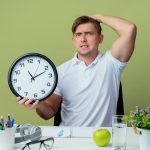 Idei practice pentru reducerea timpului pierdut în ședințe