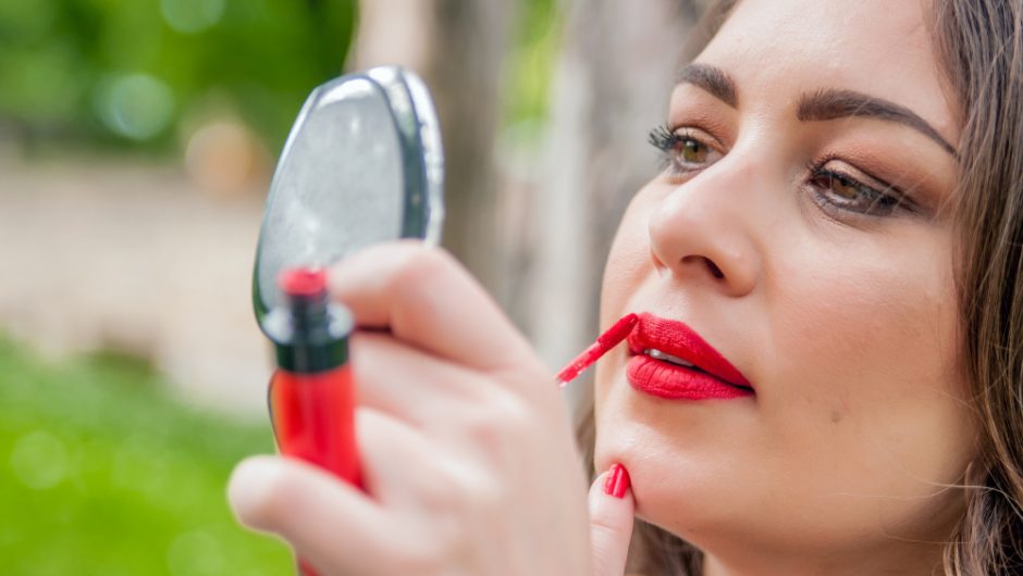 Machiajul pentru femeile cu fața ovală: cum să alegi produsele ideale