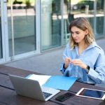Cum alegi uneltele digitale potrivite pentru business online