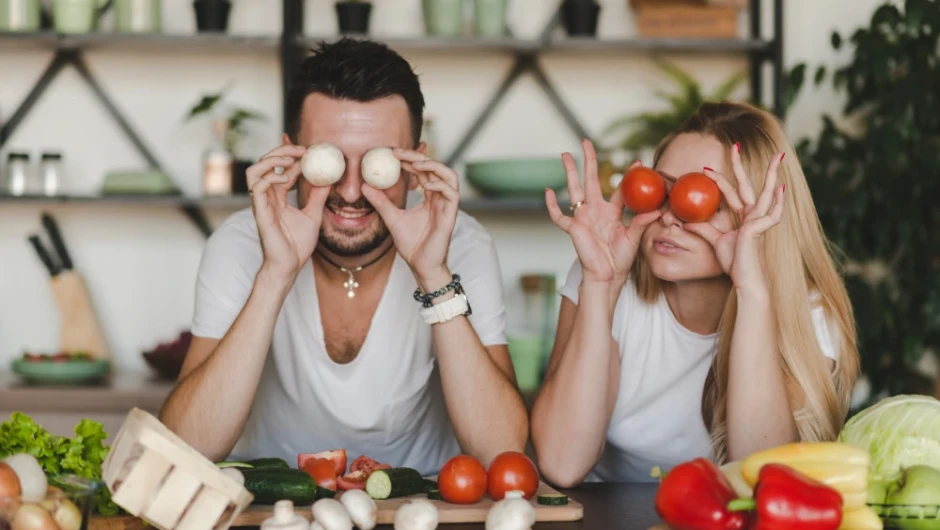 Ce poți găti din alimentele pe care majoritatea oamenilor le aruncă